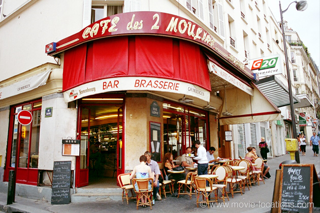 Amélie film location: Cafe des Deux Moulins, Montmartre, Paris