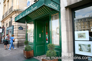 (A Bout de Souffle location, Rives de Notre Dame hotel)