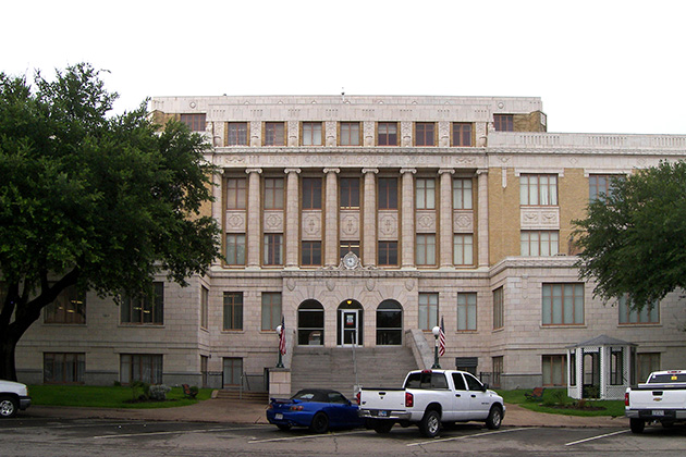 Boys Don't Cry filming location: Hunt County Courthouse, Greenville, Texas