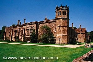 (Harry Potter location, Lacock Abbey)