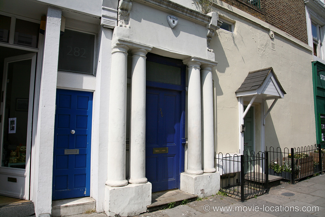 Notting Hill film location: the blue door: 280 Westbourne Park Road, Notting Hill, London W11