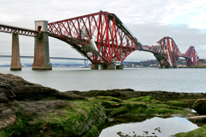 The Thirty-Nine Steps location: Forth Bridge, Scotland