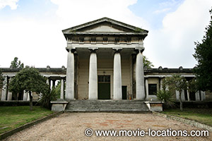 Theatre Of Blood filming location: Kensal Green Cemetery, Harrow Road, Kensal Green, NW10