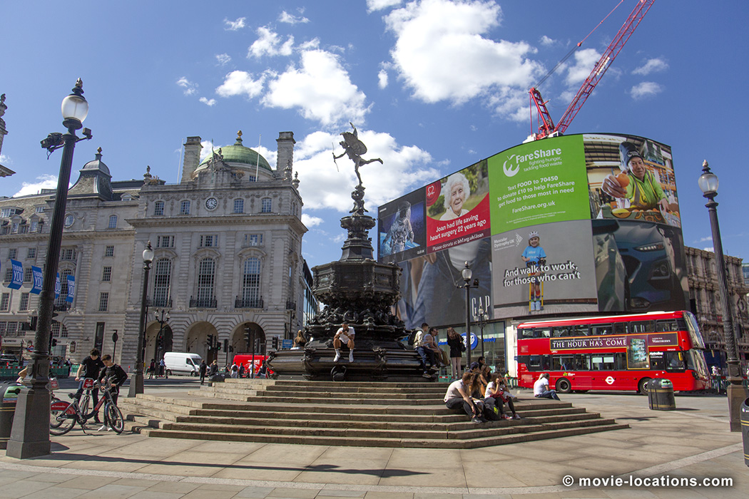 An American Werewolf in London film location: Piccadilly Circus, London W1