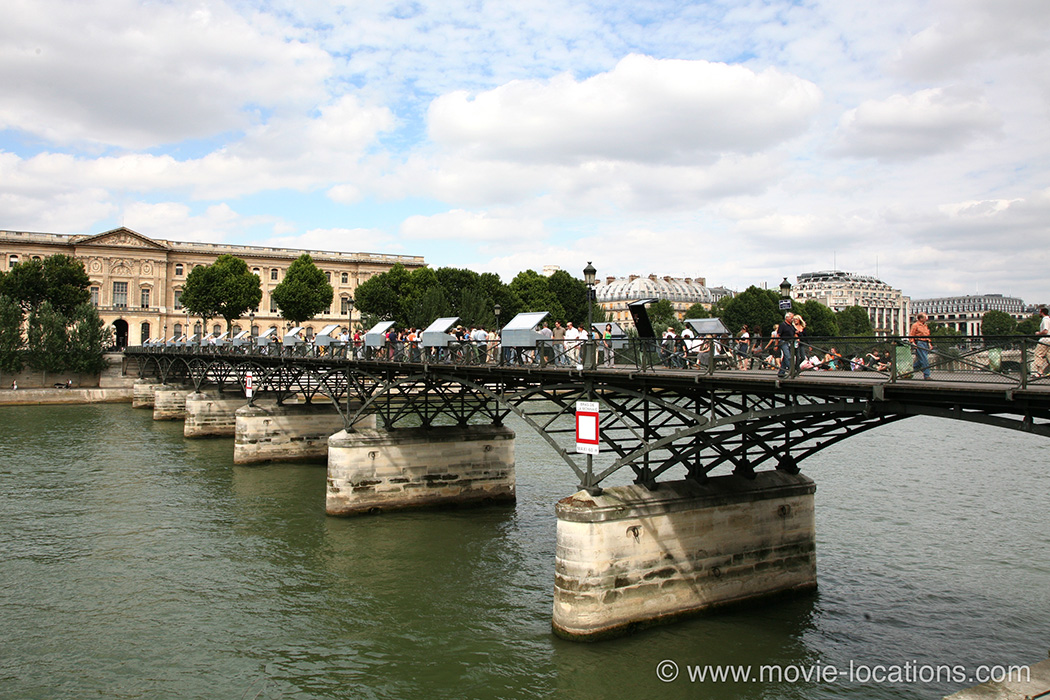 Boudu Sauve Des Eaux filming location: Pont Neuf, Paris, France