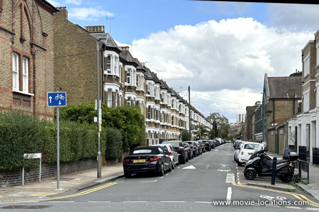 Brannigan film location: Warriner Gardens, Battersea, London