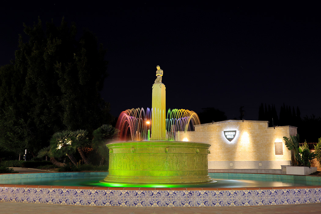 Clueless film location: Electric Fountain, Santa Monica Boulevard, Beverly Hills