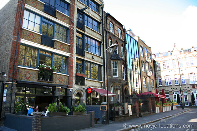 The Crying Game filming location: 8-9 Hoxton Square, Hoxton, London N1