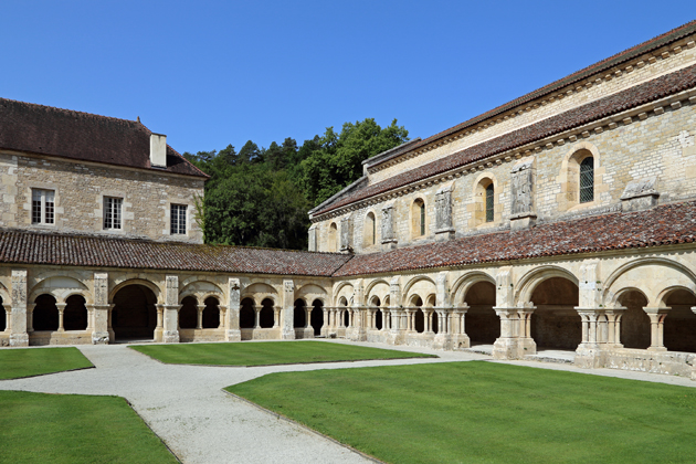 Cyrano De Bergerac film location: Abbaye de Fonenay, Montbard