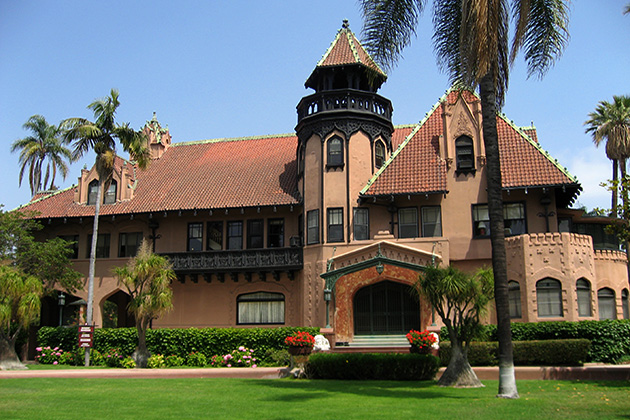 Drag Me To Hell filming location: Doheny Mansion, Chester Place, Los Angeles