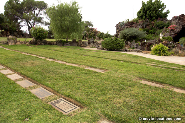 Ed Wood: Holy Cross Cemetery, Culver City