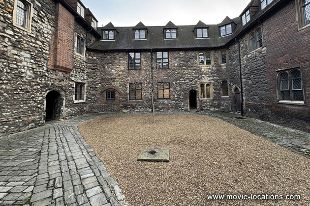 Hamnet film location: Washhouse Court, Charterhouse, London