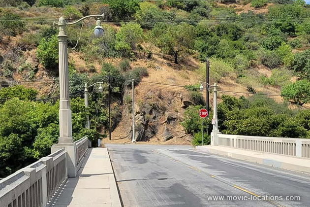 Invasion Of The Body Snatchers film location: Mulholland Drive Viaduct, Hollywood Hills