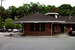 Sabrina (1954) location: Glen Cove Rail Station, Long Island