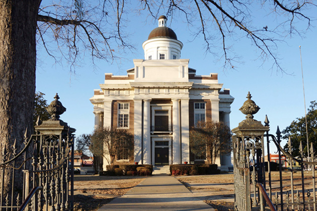 A Time To Kill film location: Madison County Courthouse, Canton, Mississippi