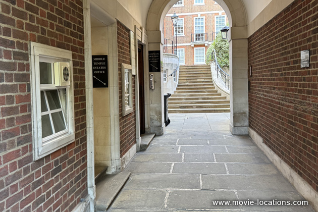 Victim film location: Elm Court, Middle Temple, City of London, EC4
