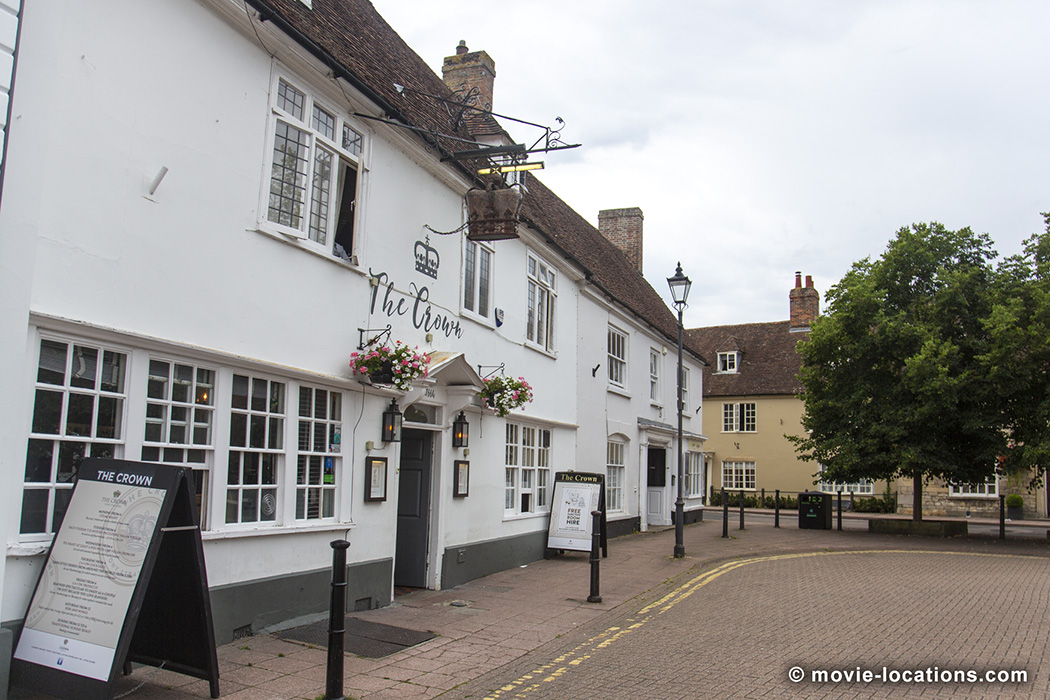 Withnail and I film location: The Crown, Stony Stratford, Buckinghamshire